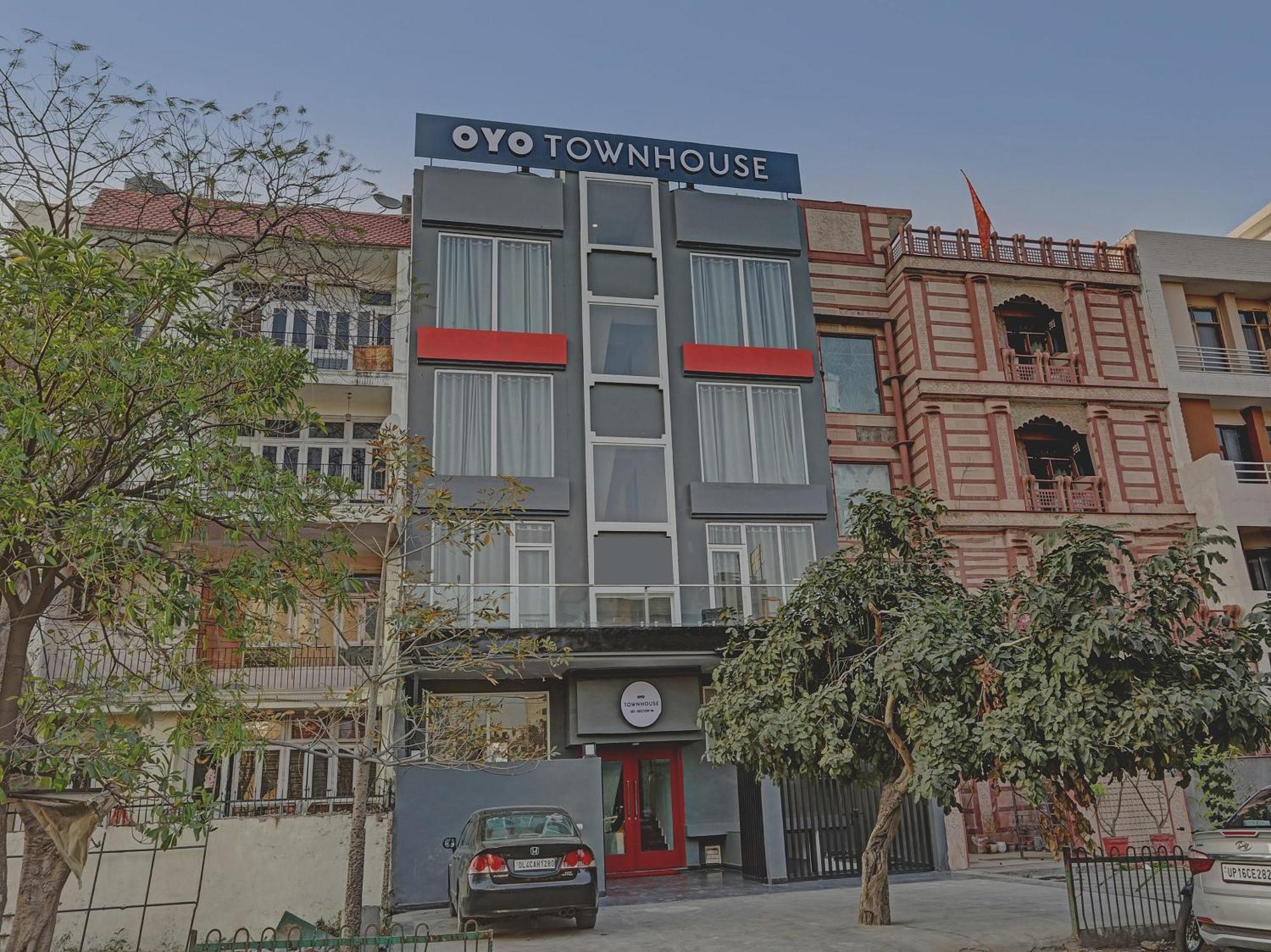 Отель Oyo Townhouse 587 Sector 19 Kalkaji Devi Экстерьер фото
